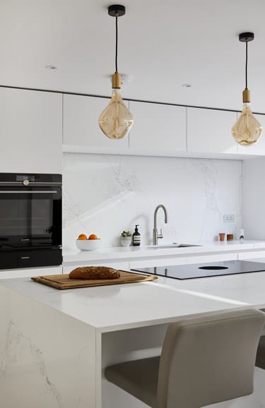 Caesarstone 5151 Empira White - Piqu Project